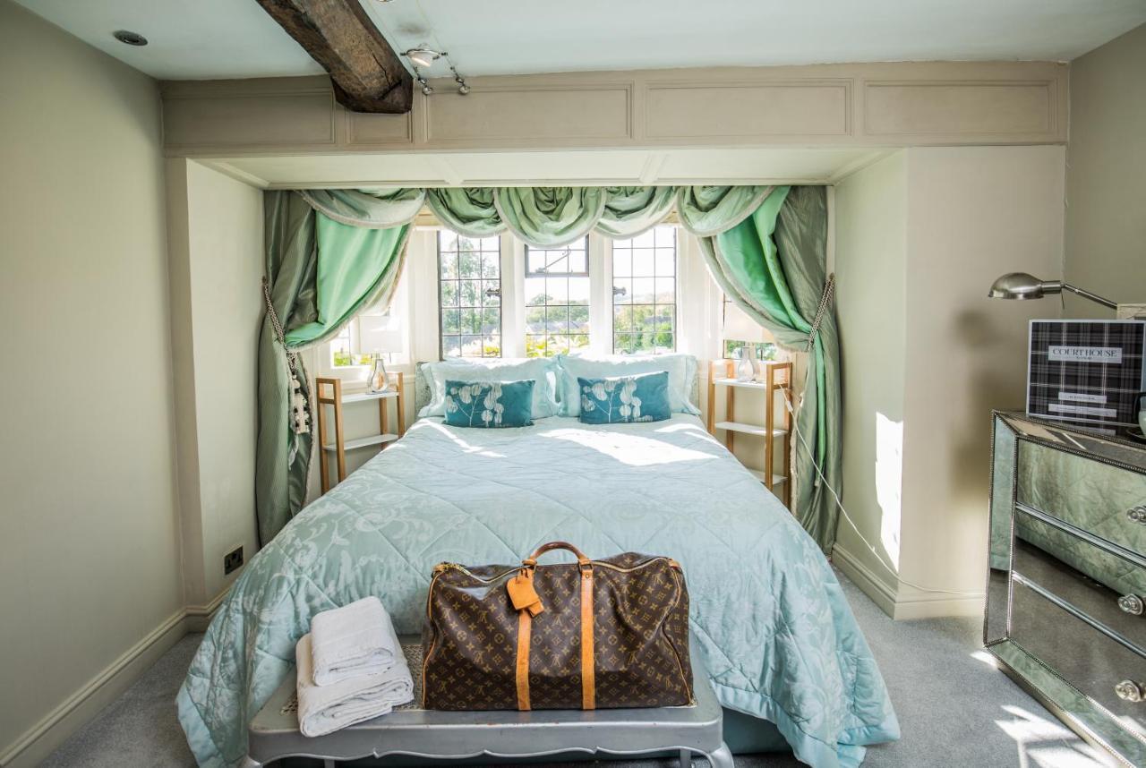 Court House Manor Luxury B&B Painswick Bagian luar foto