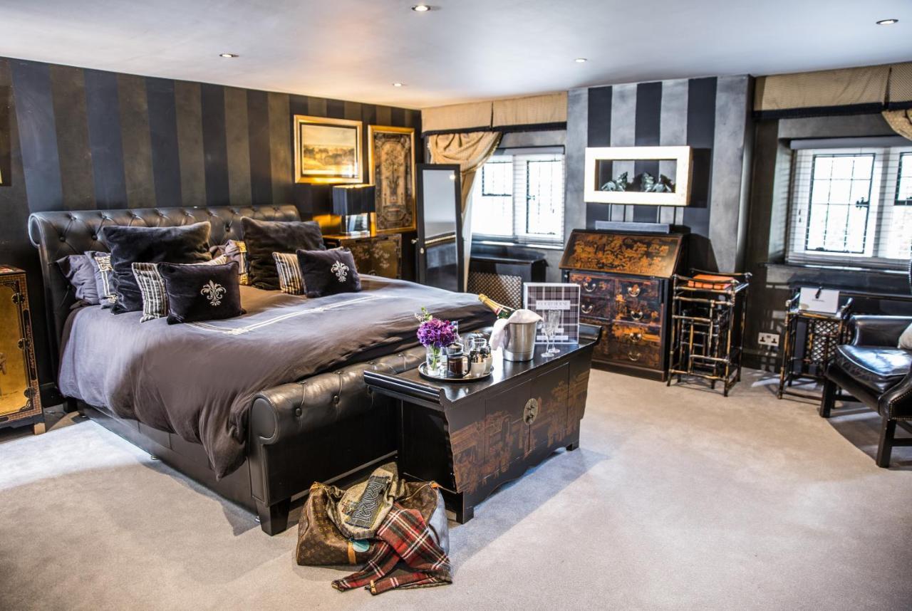 Court House Manor Luxury B&B Painswick Bagian luar foto