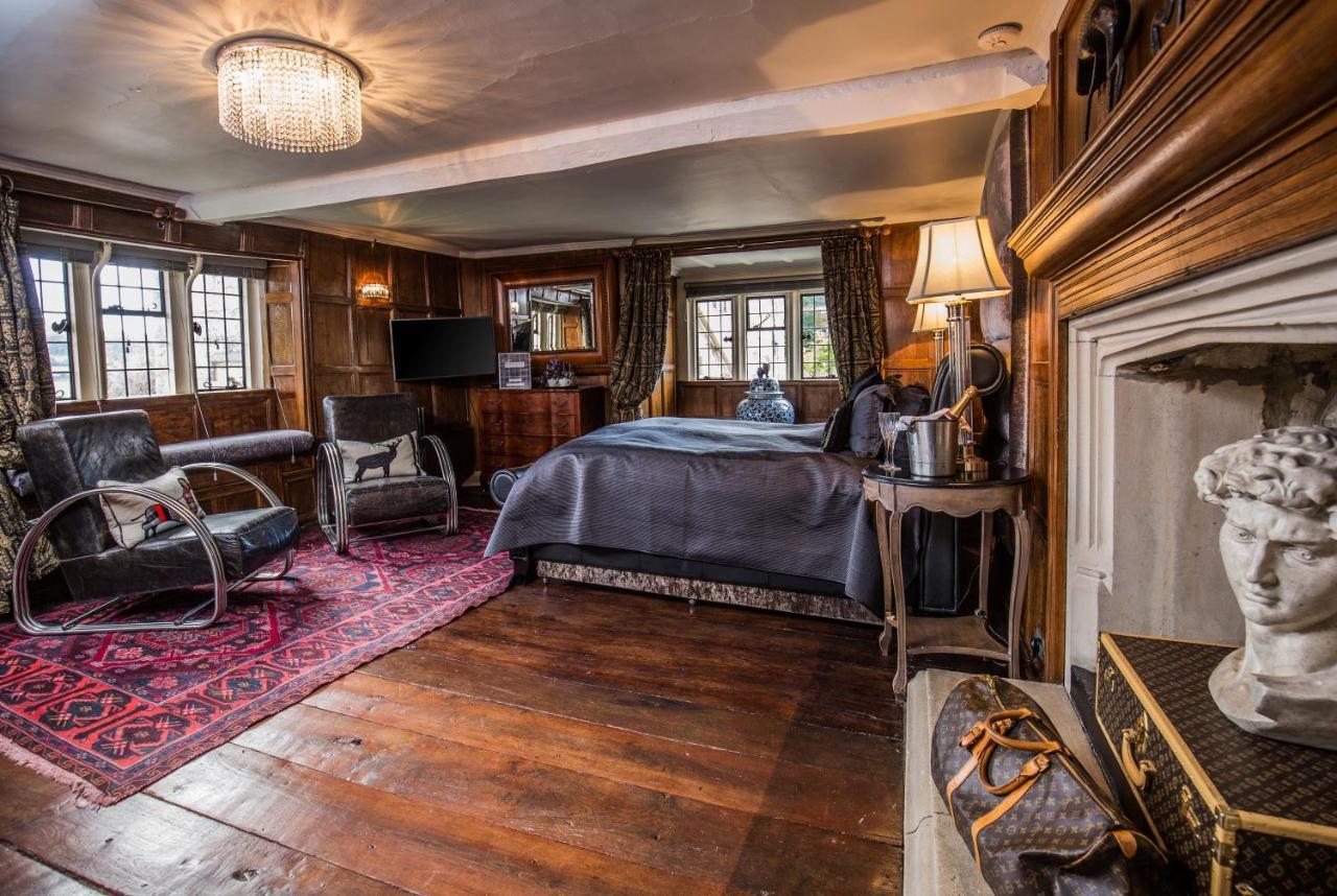 Court House Manor Luxury B&B Painswick Bagian luar foto