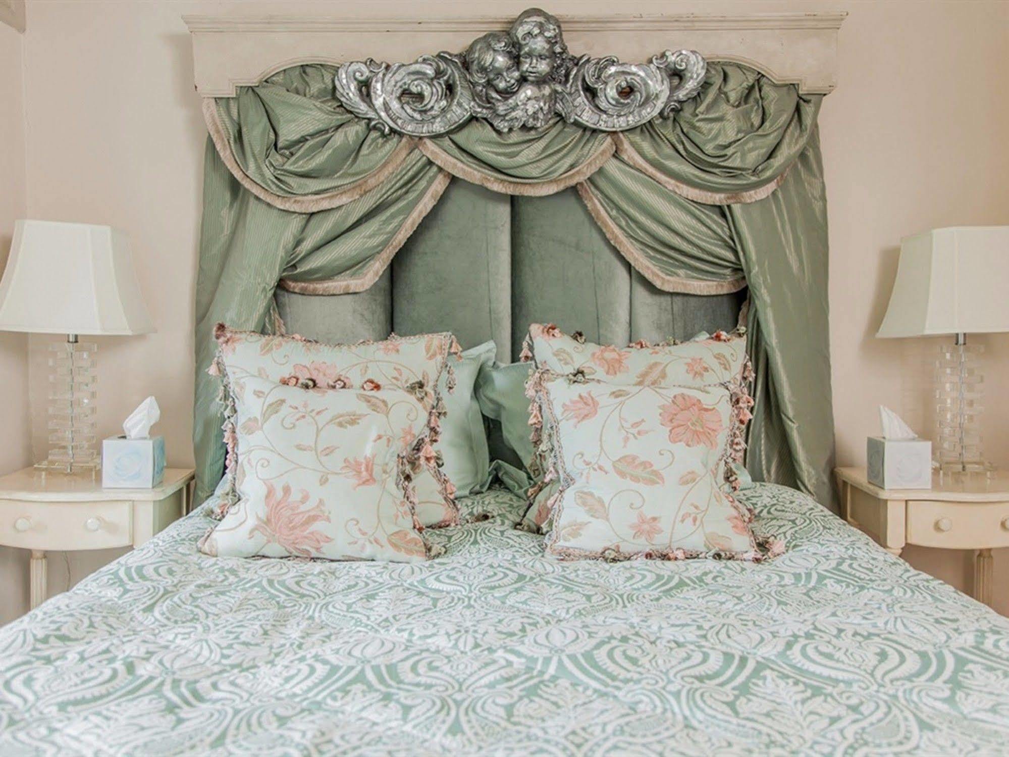 Court House Manor Luxury B&B Painswick Bagian luar foto